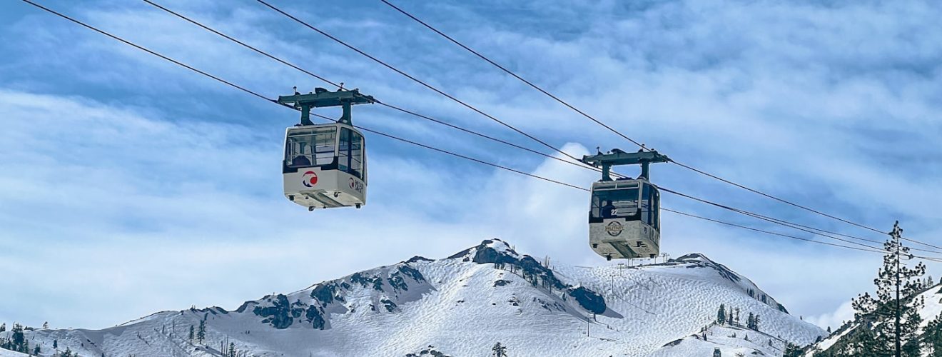 How much is the gondola ride at Stowe Mountain?
