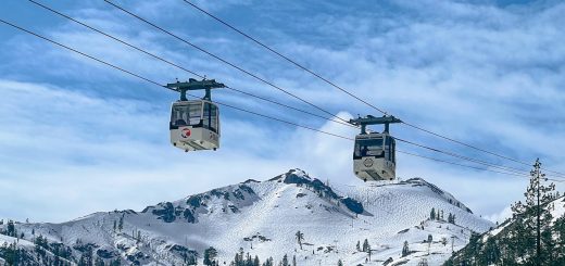 How much is the gondola ride at Stowe Mountain?