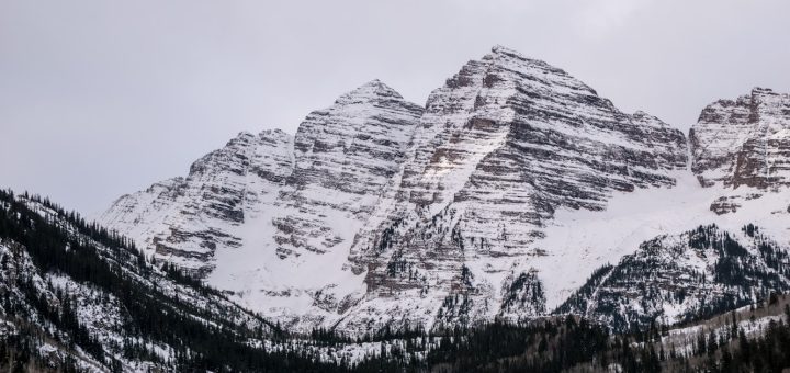 Is Aspen or Breckenridge better?